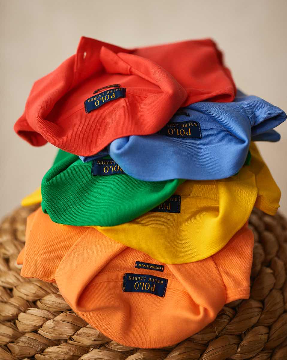 O emblemático polo malha custom slim fit